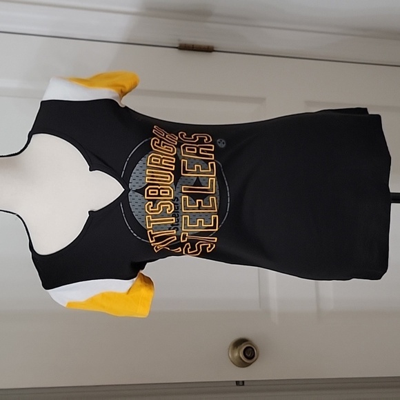 Pittsburgh Steelers Size S NFL Black Logo T-Shirt, NWT - Picture 1 of 14